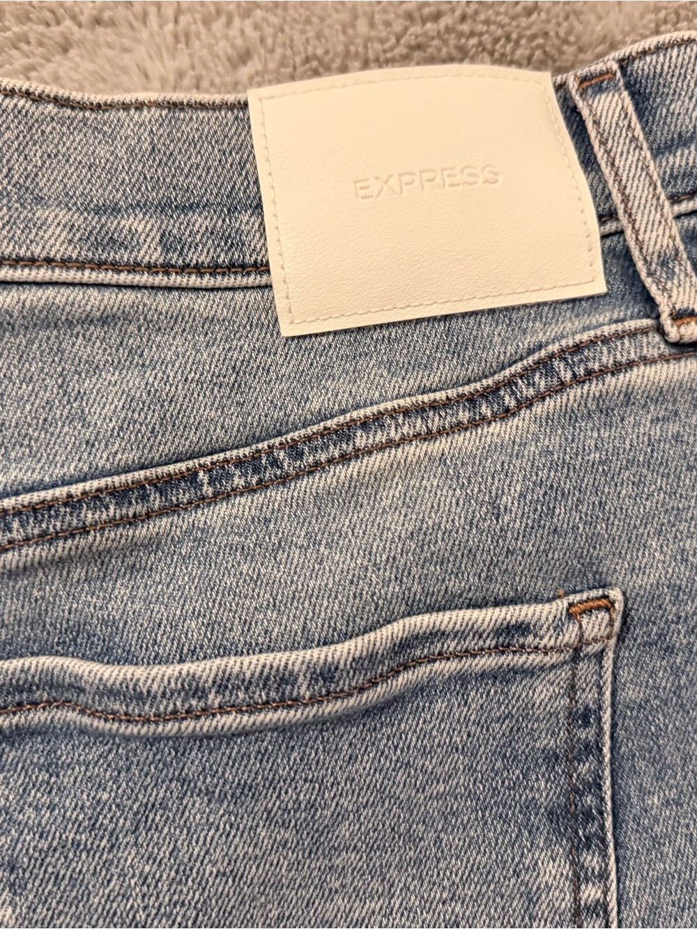 Express Women's Skinny Jeans | Size 8L | Light Wash Blue Denim | High Rise - Picture 7 of 7